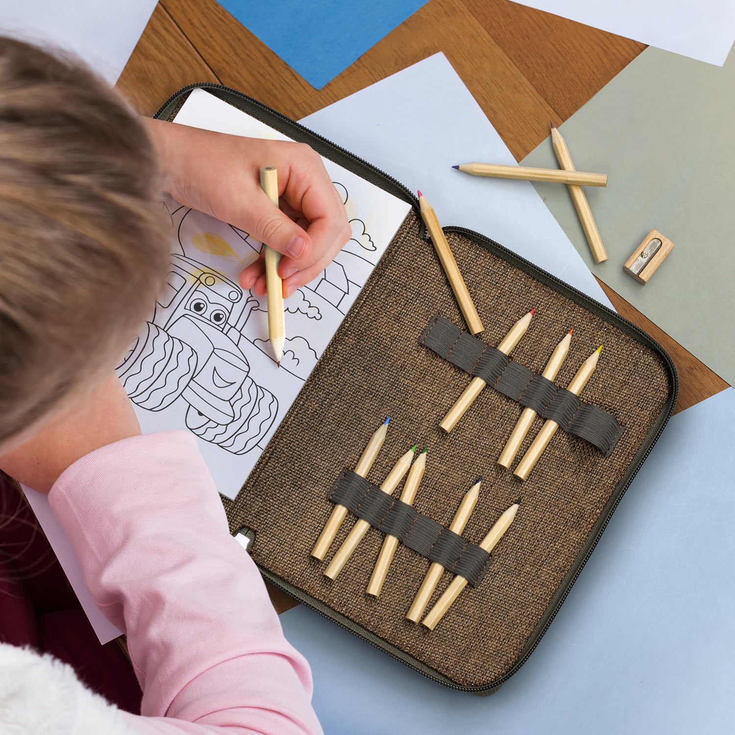 124211 - Mona Portable Drawing Set