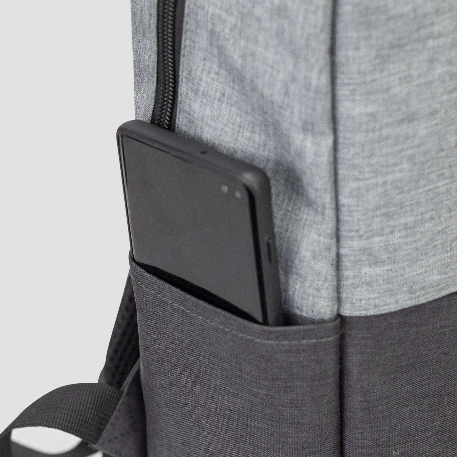126256 - Greyton Backpack
